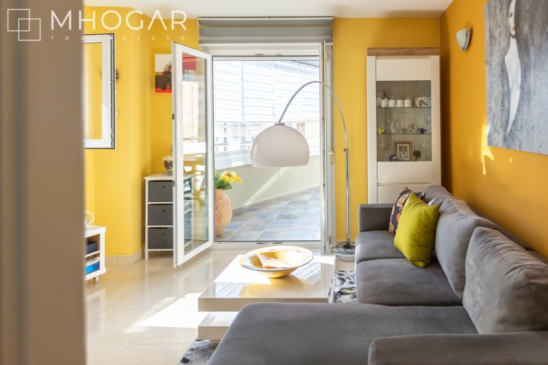 Precioso apartamento con vistas al mar y puerto de Calpe!
